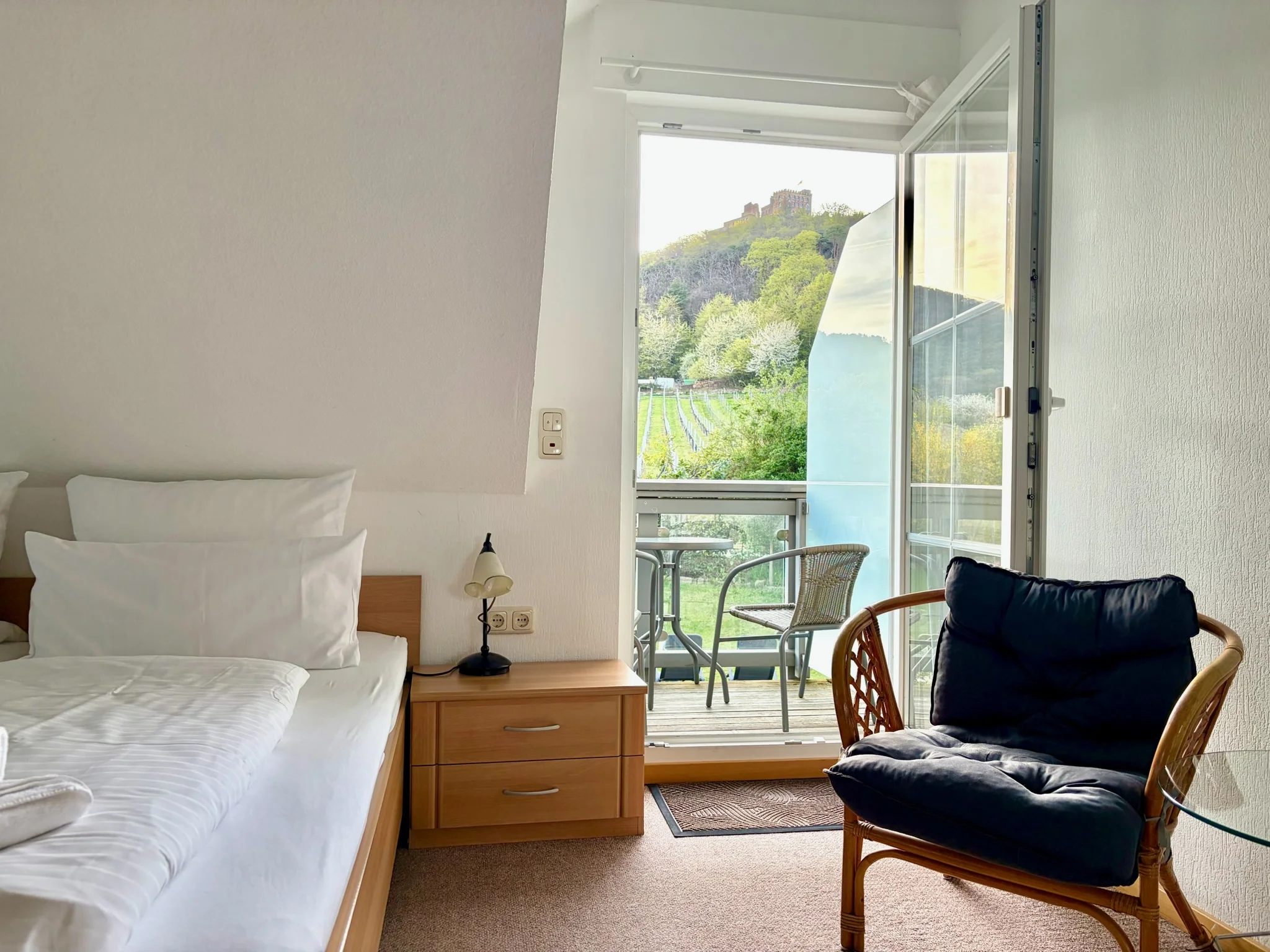 Zimmer Scheurebe Schlossblick – Impression 1