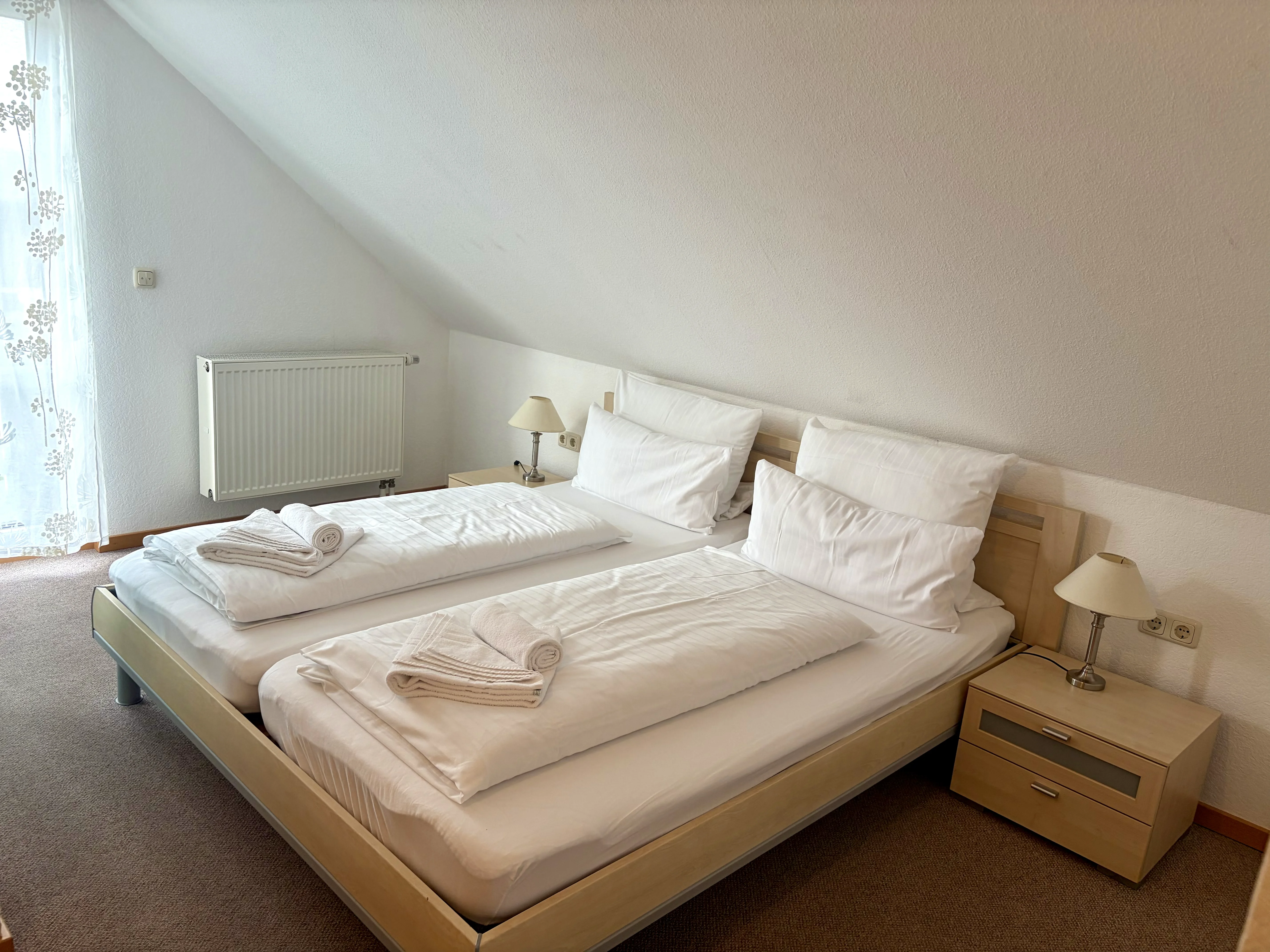 Zimmer Weißburgunder Gartengrün – Impression 1